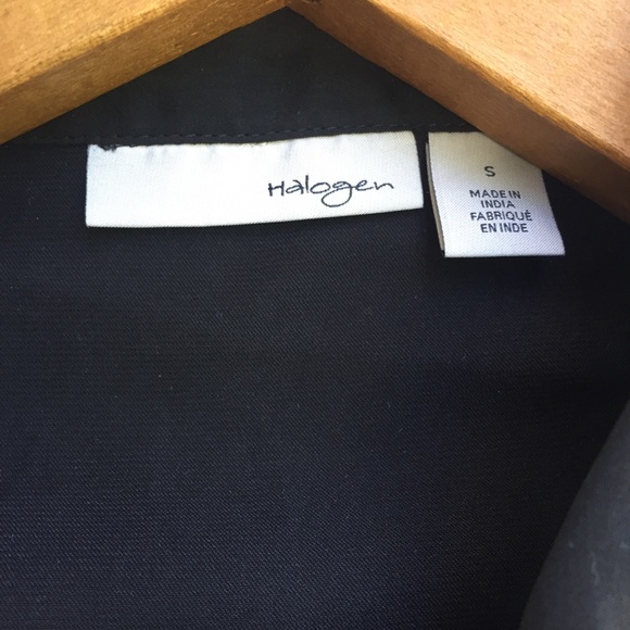 {Halogen} Eyelet Front Collared Button Up Blouse - Picture 3 of 4